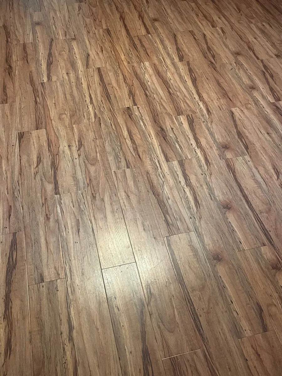 House, clearance windows doors, wooden floors - Image 3