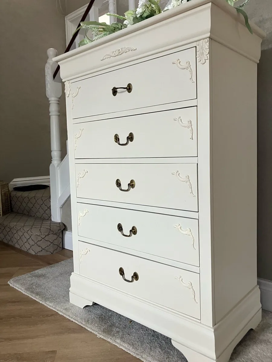 Chest of drawers - Image 4
