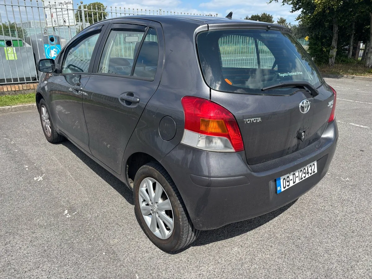 Toyota Yaris - Image 3