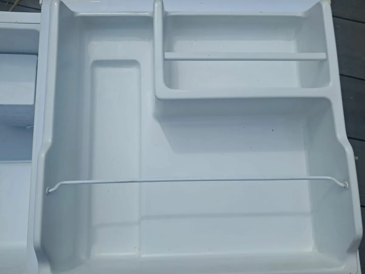 Belling Table Top Fridge - Image 4