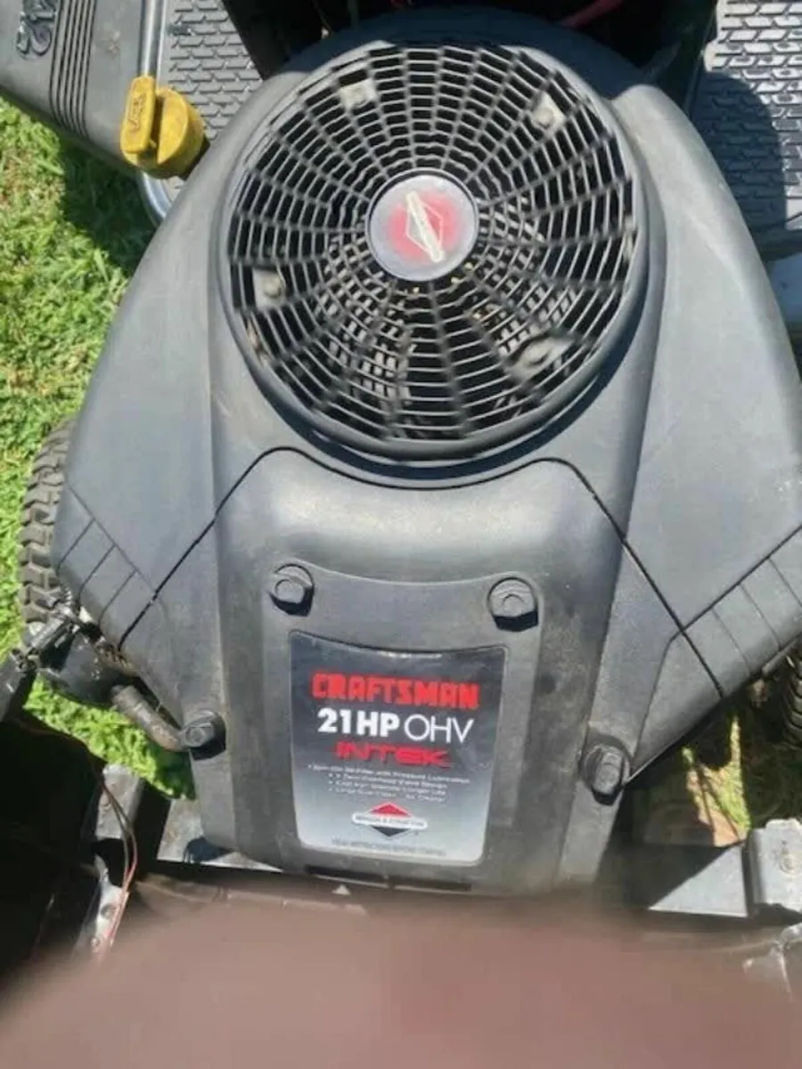 craftsman bob vila signature dyt4000 lawn Tractor - Image 4