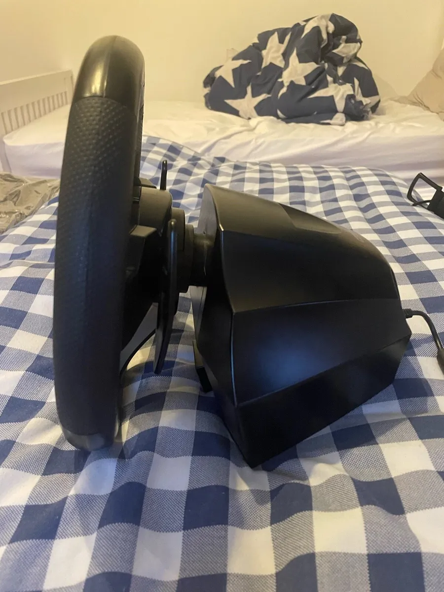 Hori racing wheel - Image 4