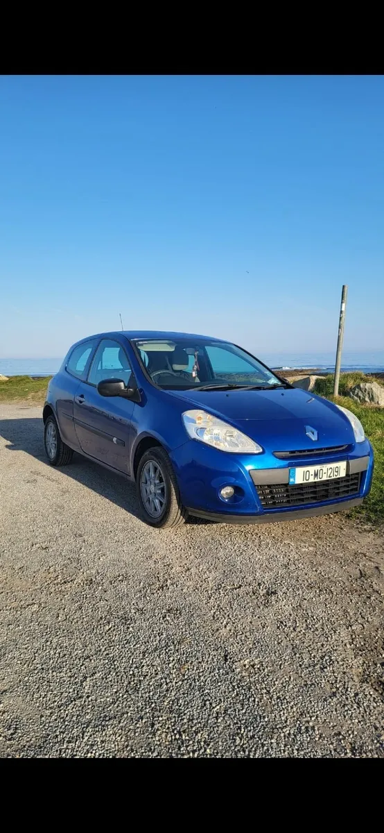 Renault Clio 2010 - Image 2