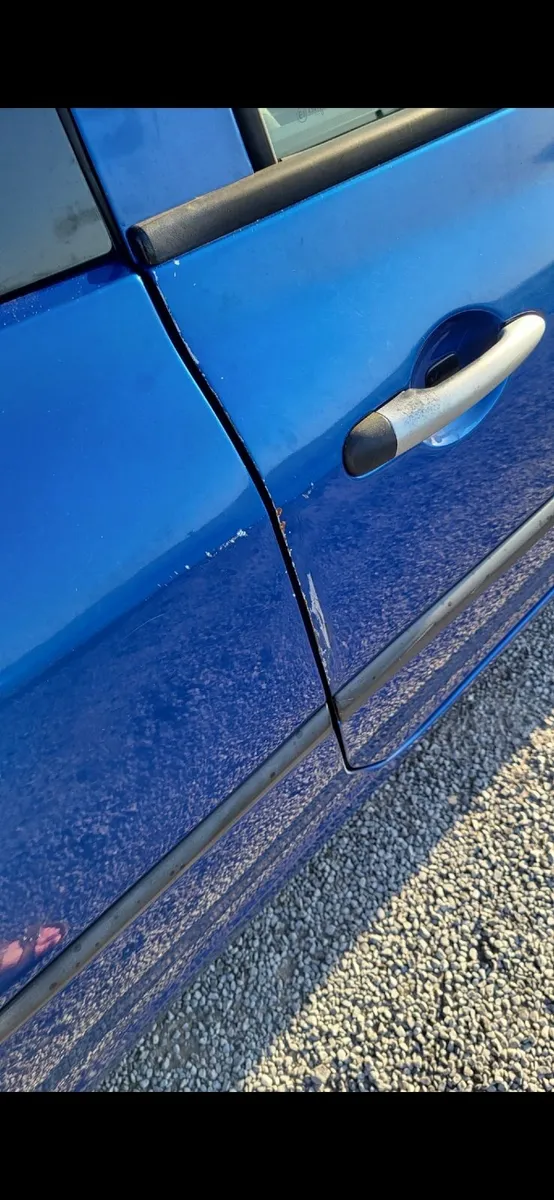 Renault Clio 2010 - Image 4