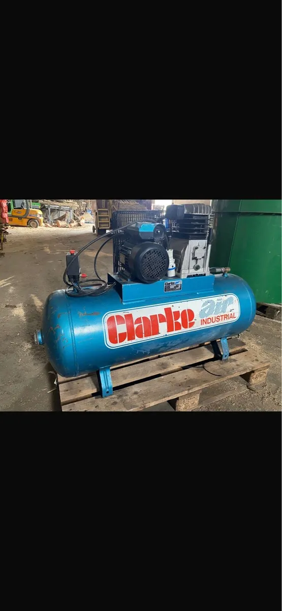 Clarke Compressor - Image 1