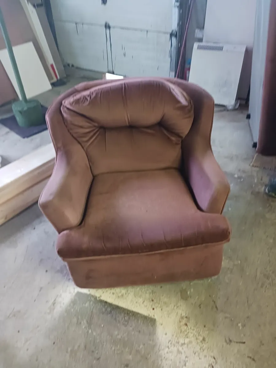 Three piece suites sofa - Image 2
