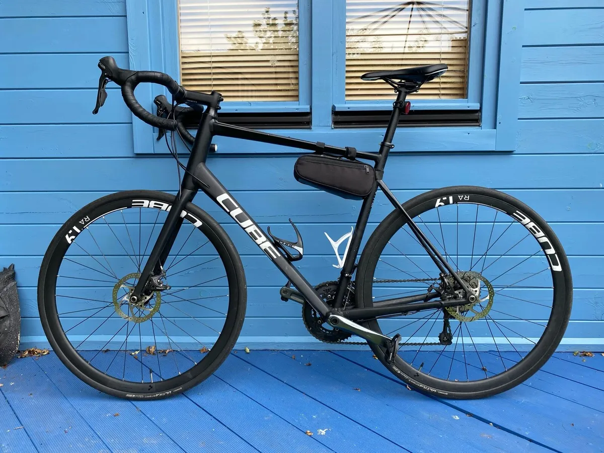 Cube Attain Race - Frame Size 62 - Image 1