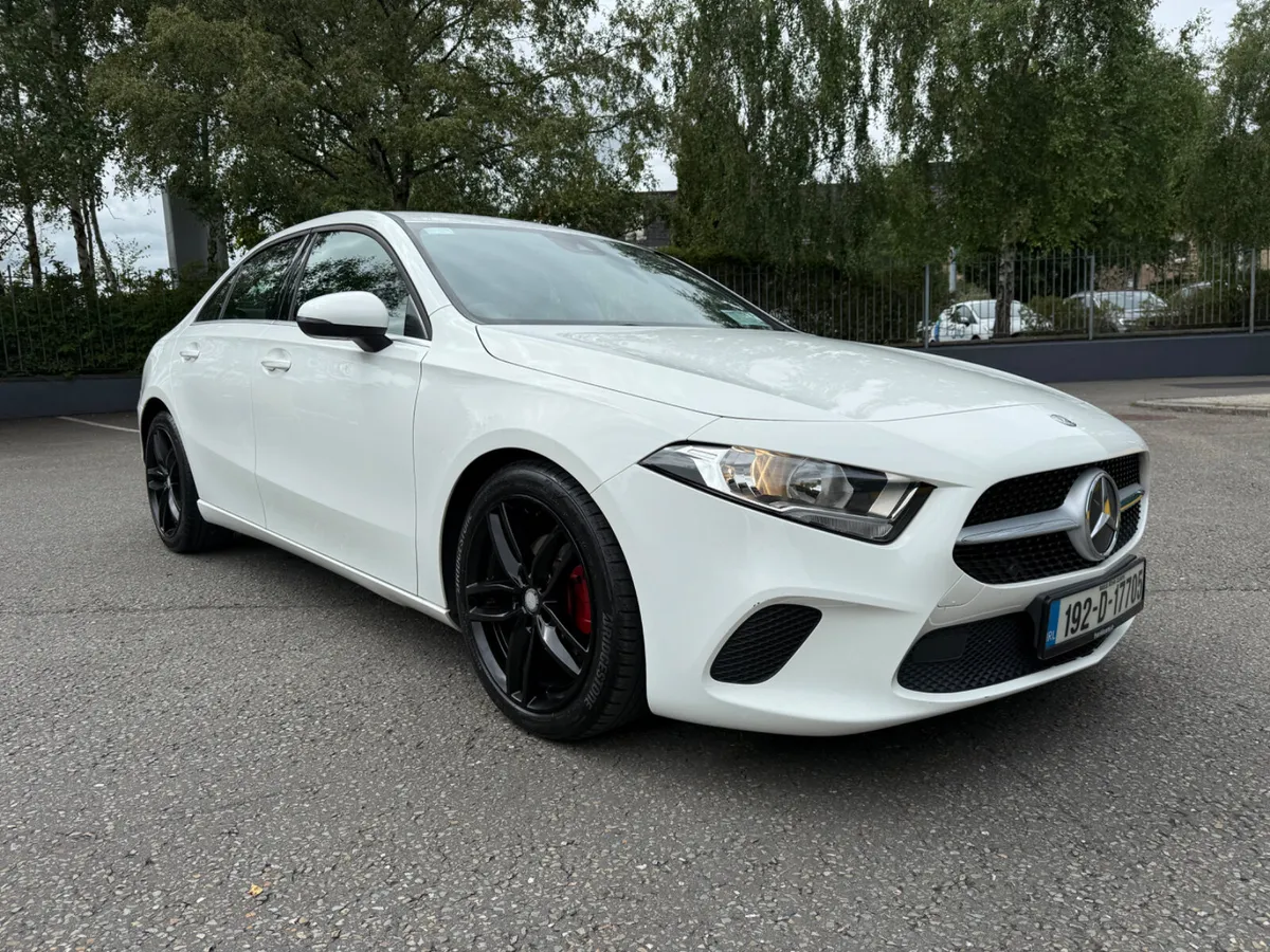 Mercedes-Benz A180 D Sport Automatic - Image 1