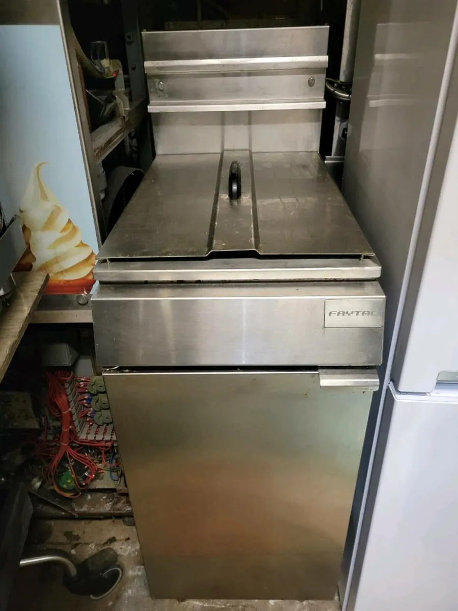 Fryer LP(Cylinder) Gas 4 Burner Fryer FRY.TAC - Image 1