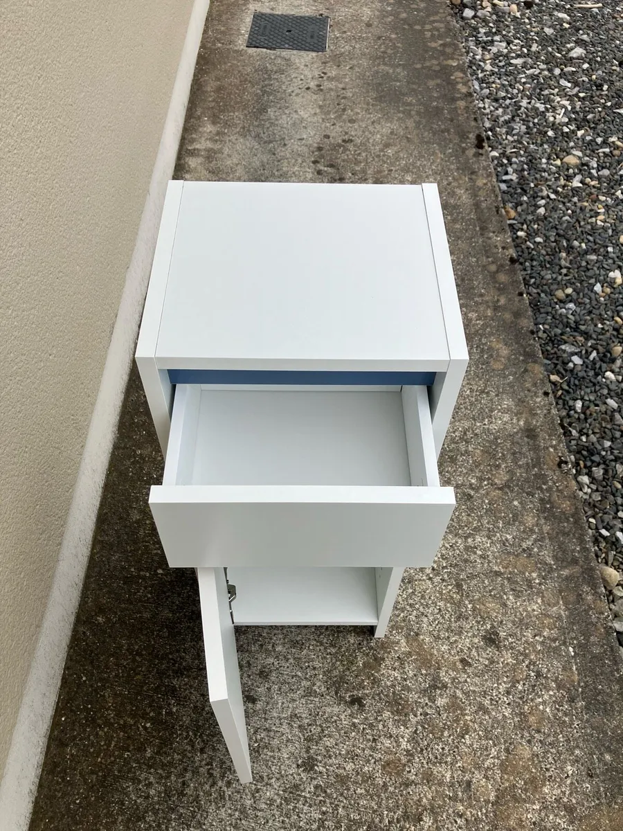 Bathroom Cabinet - Image 4