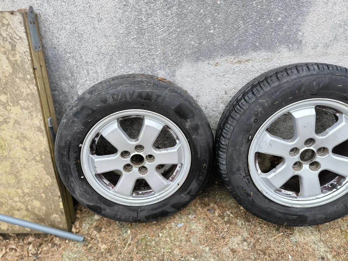 Set of 4 Alloys, 100X5 Good tyres & straight rims - Image 1