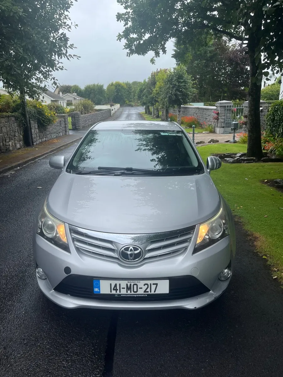 2014 Toyota Avensis 2.0 D4D Aura. - Image 2