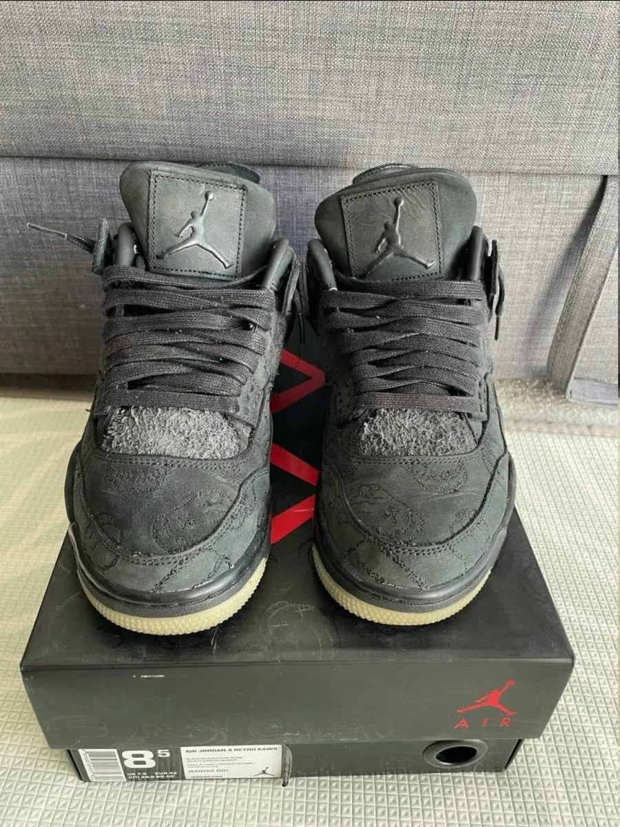 Size 8.5 - Jordan 4 Retro x KAWS Black 2017 - Image 1