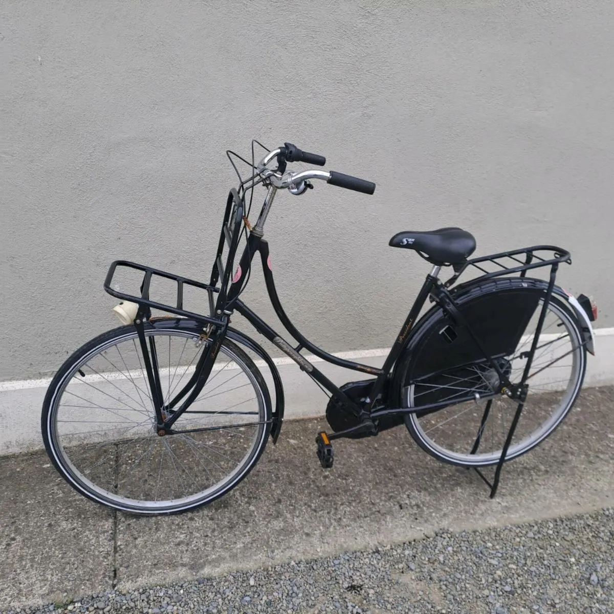 Lady's Dutch style bike - Image 1