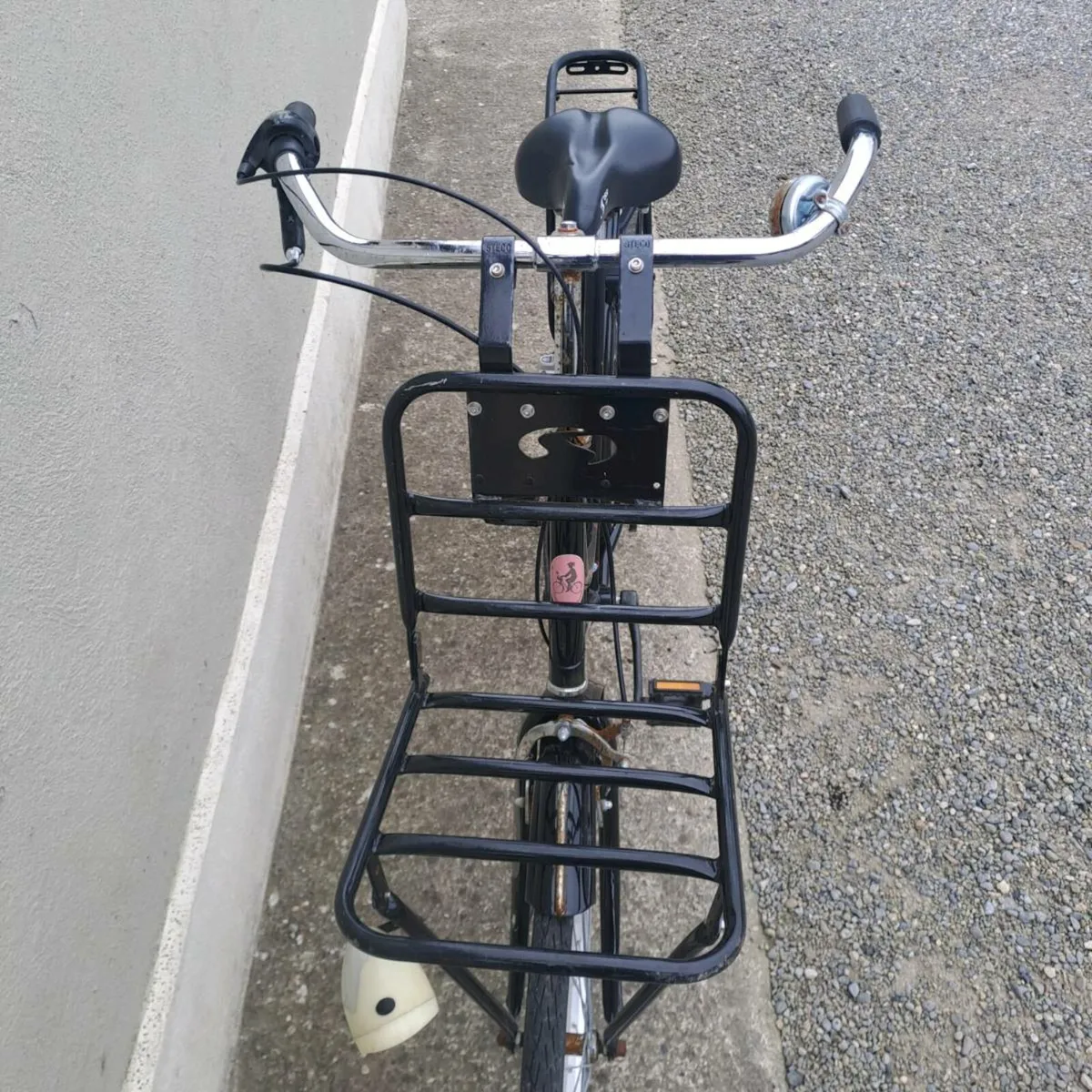 Lady's Dutch style bike - Image 2
