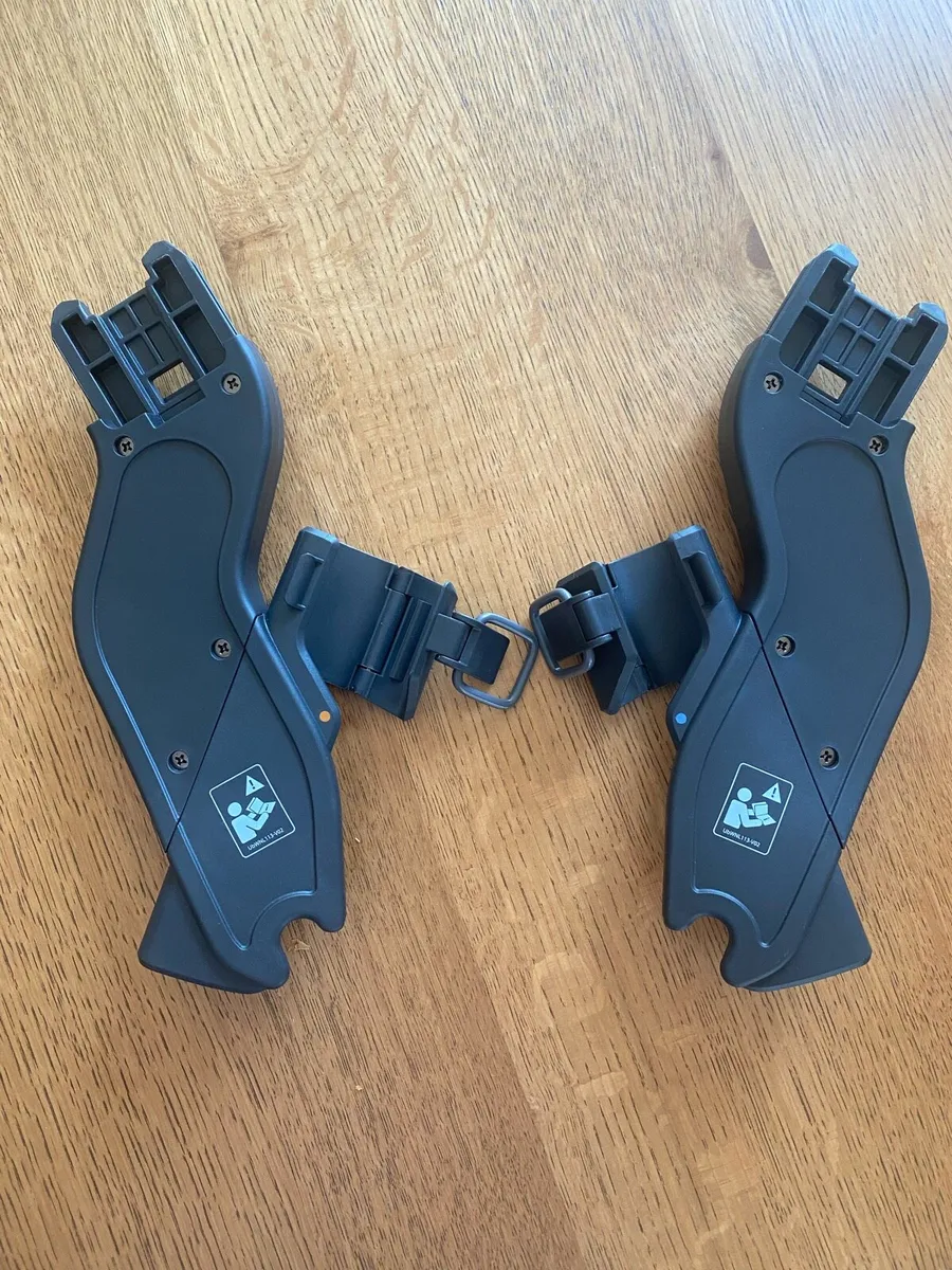 UPPAbaby Vista V2 Lower Adapters - Image 2