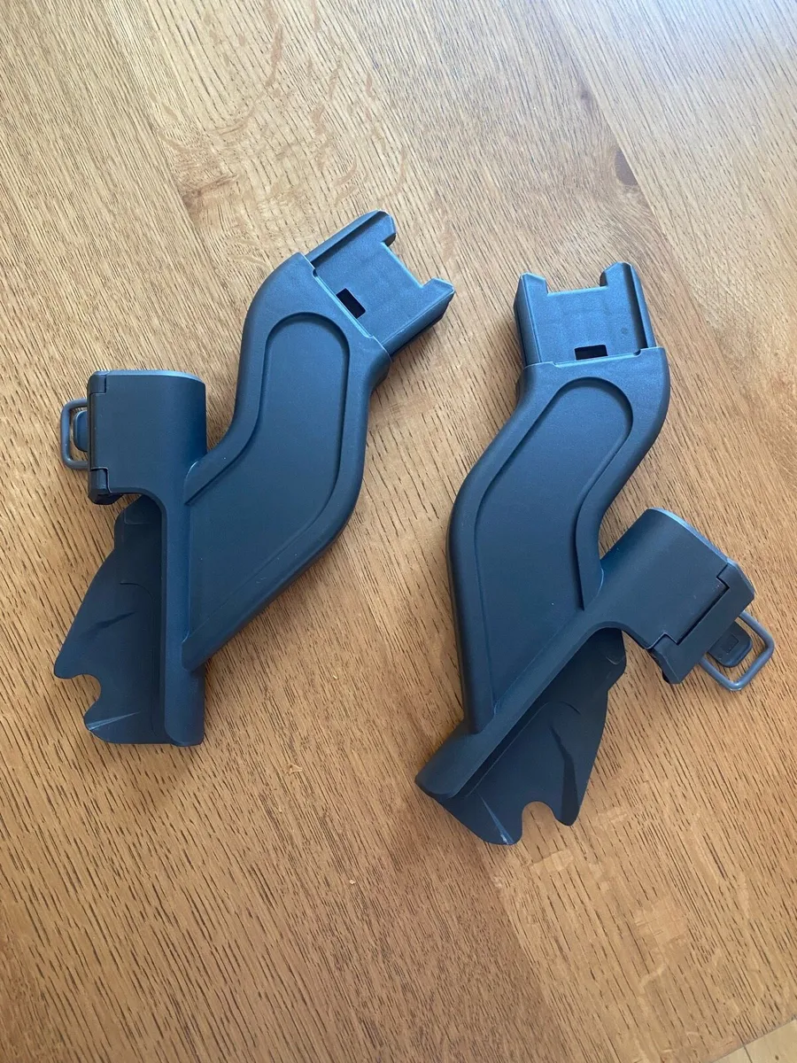 UPPAbaby Vista V2 Lower Adapters - Image 3