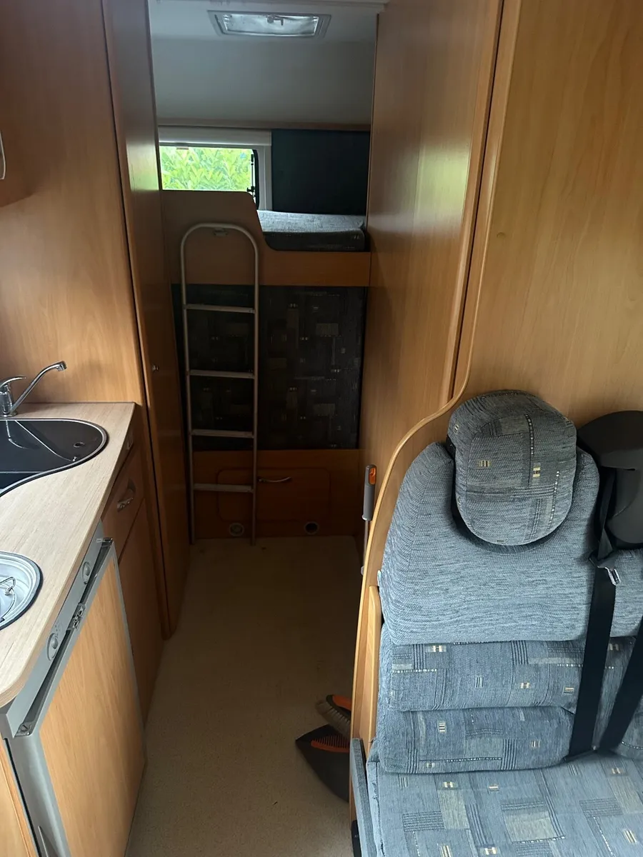MOTORHOME 6 BERTH  FORD TRANSIT  CHAUSSON - Image 4