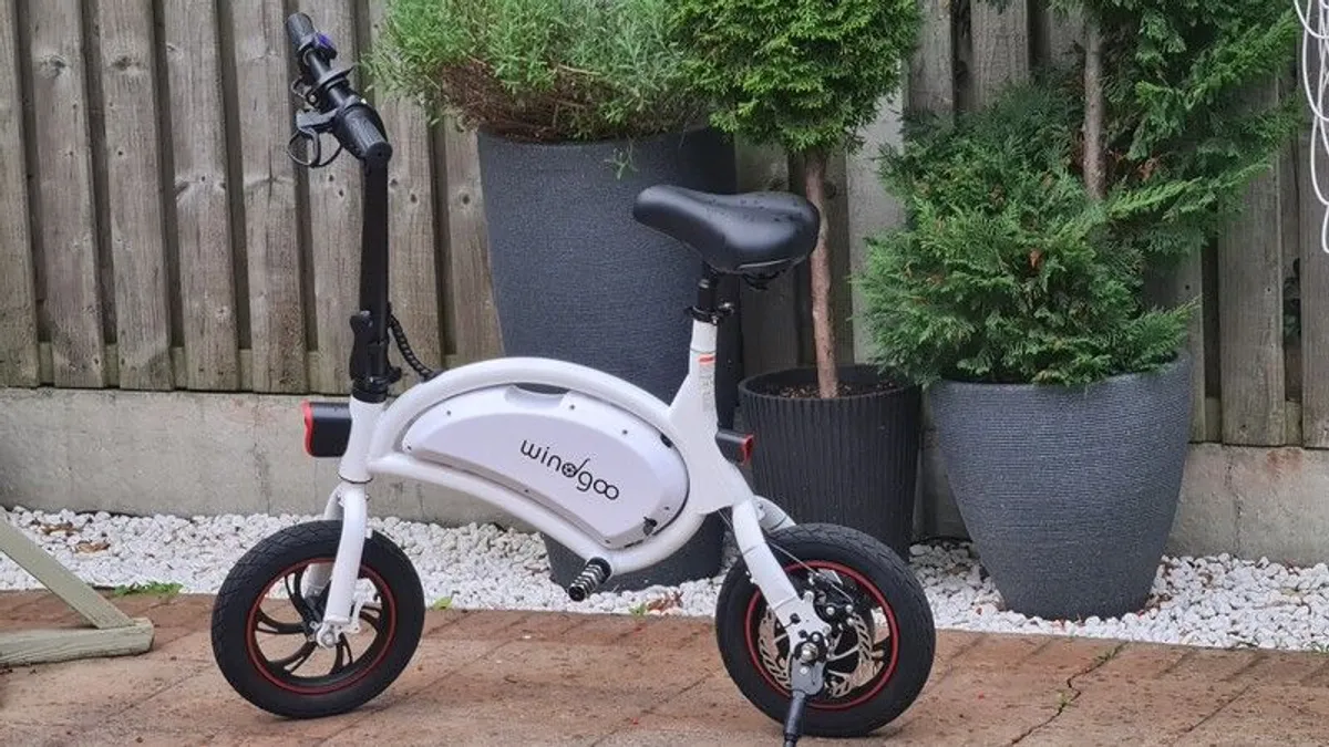Windgoo B3 e-Scooter PRISTINE CONDITION electric bike - Image 1