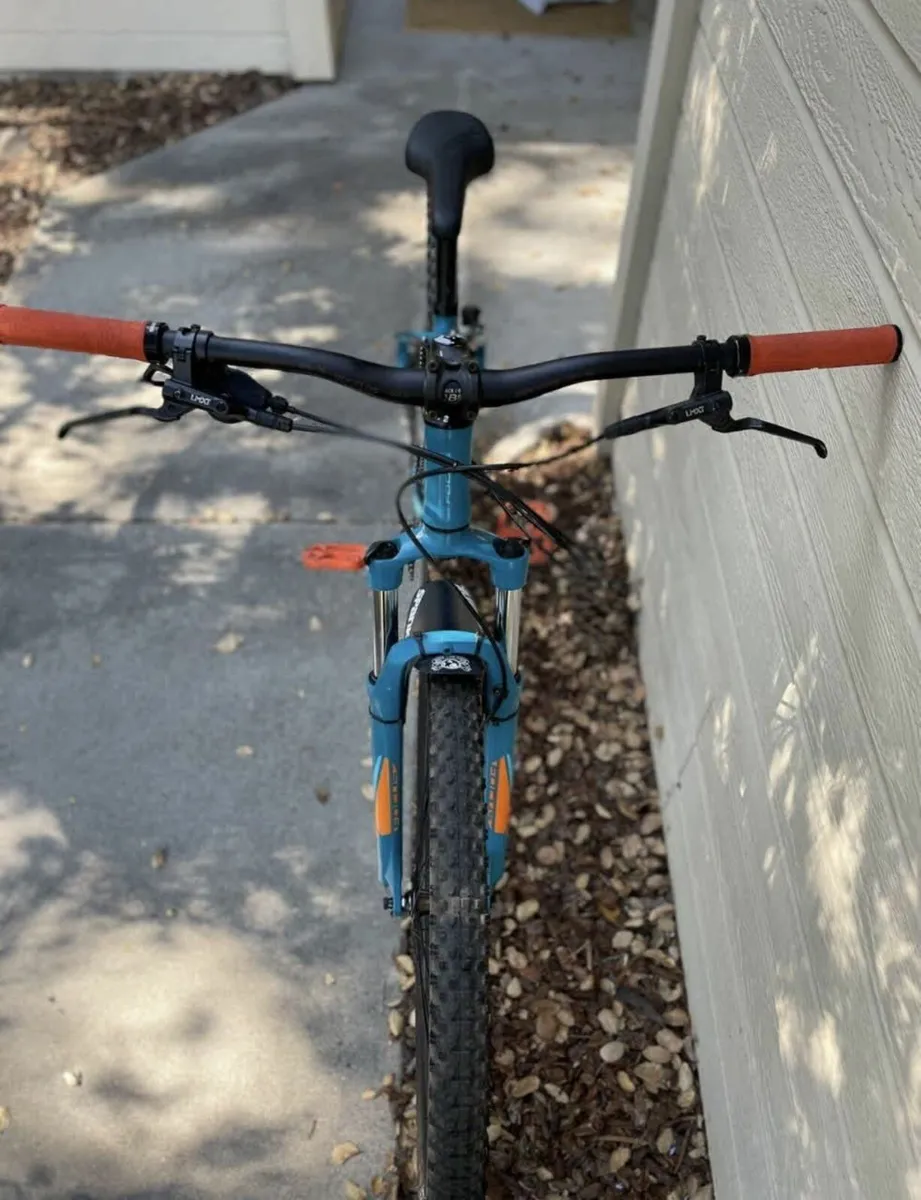 Focus Black Forest LTD 29er hardtail mountain bike - Image 2
