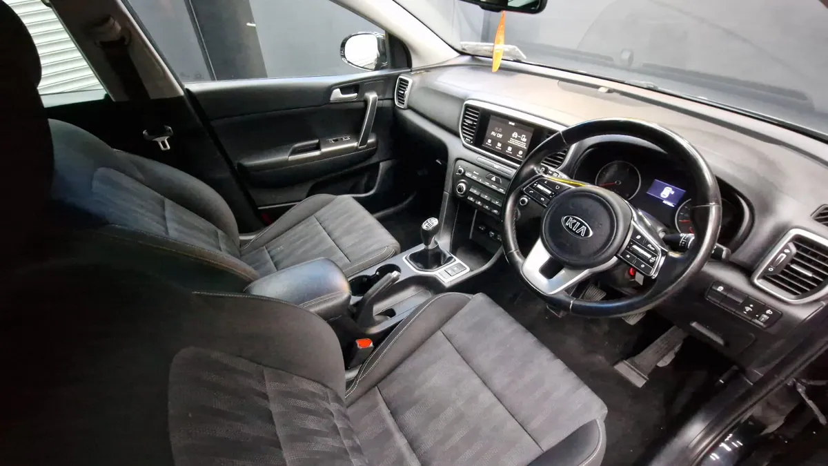KIA SPORTAGE DIESEL MANUAL 2020 - Image 4
