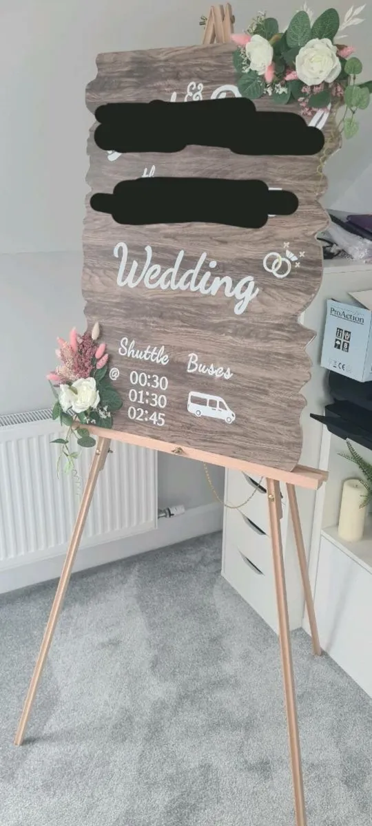 Tripod stand for sign - Image 1