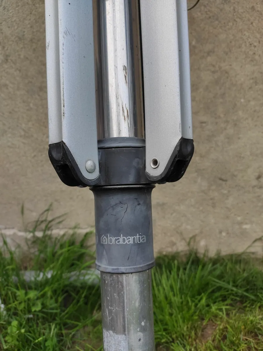 Brabantia rotary clothes line - Image 3