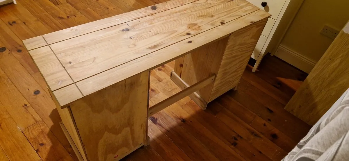 Desk with drawers - Image 3