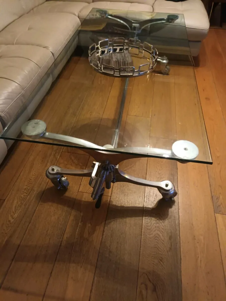 Large Coffee table - Image 1