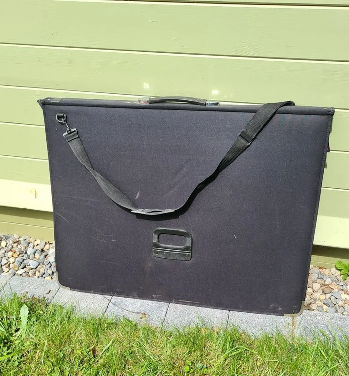 Art Portfolio Case - A1 size - Image 1