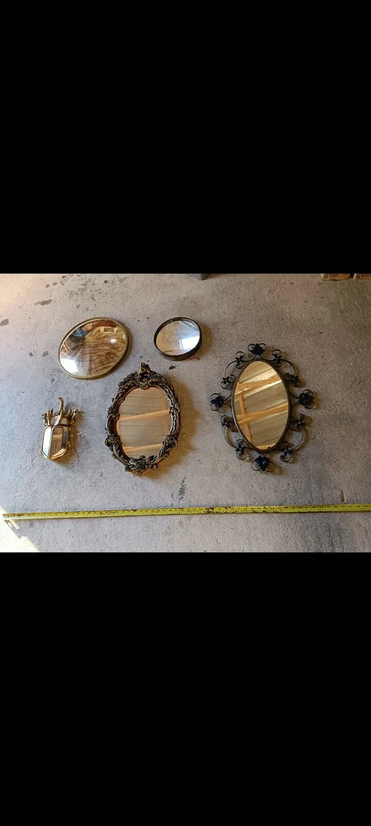 Selection of mirrors