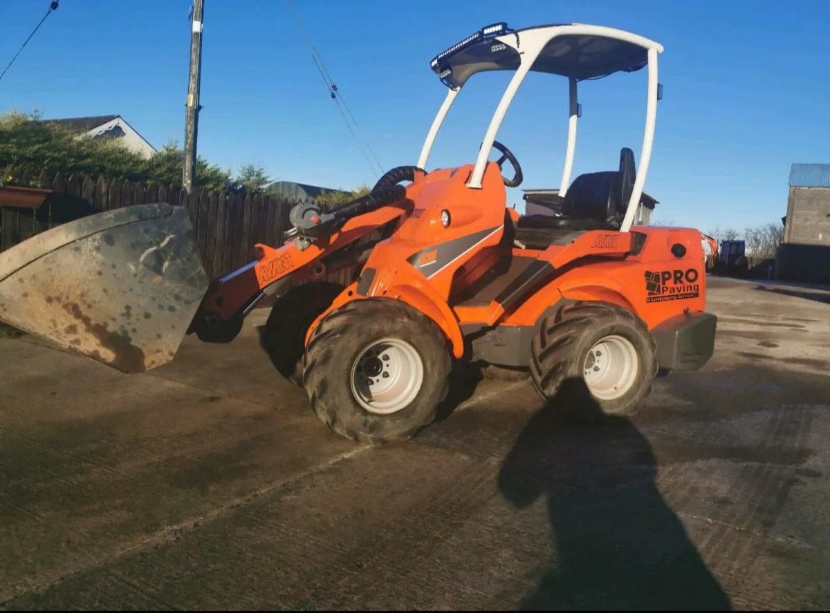 AVANT 635 LOADER - Image 3