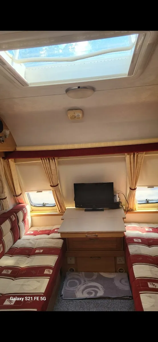 caravan hire - Image 2