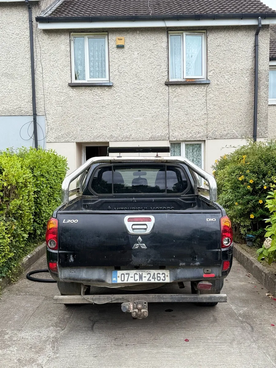 Mitsubishi L200 - Image 2