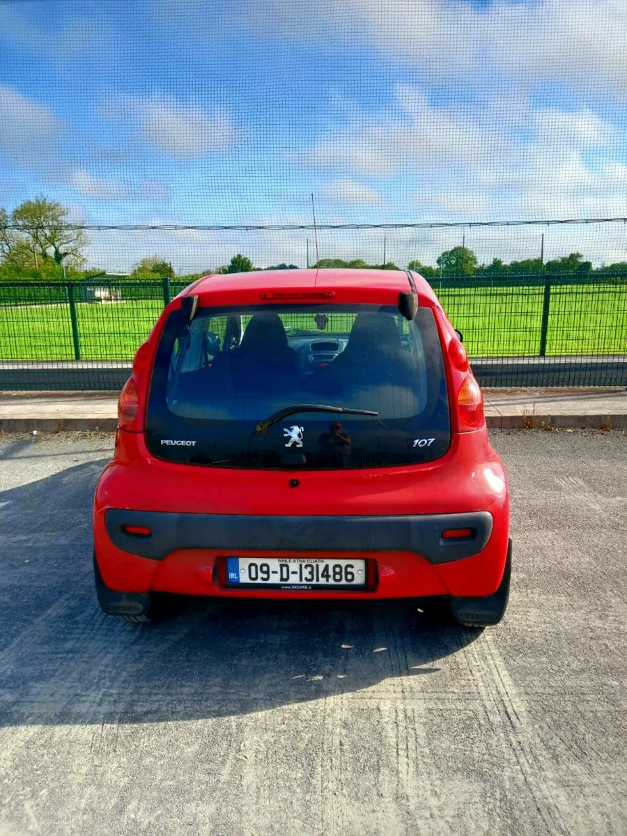 Peugeot 107 excellent service low milage - Image 3