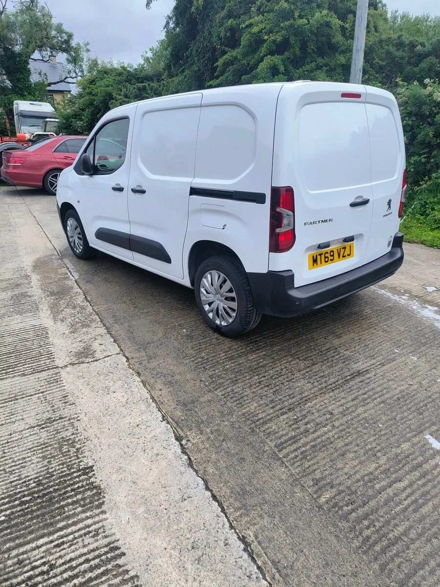Peugeot Partner 2019 - Image 2