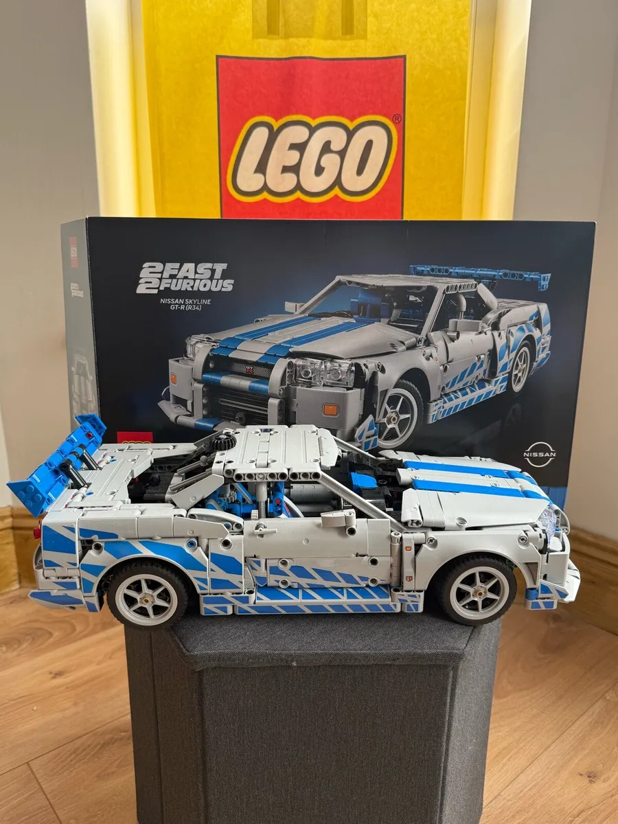 Lego 2 Fast 2 Furious Nissan Skyline GT-R (R34) - Image 1