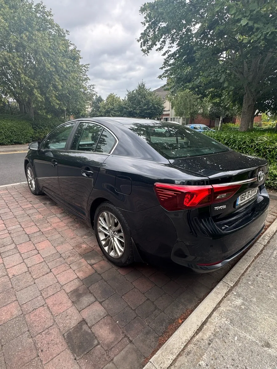 Car - Image 3