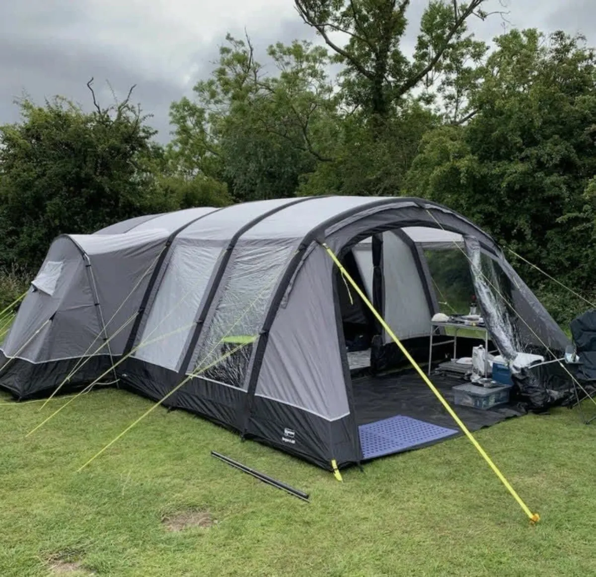 Camping bundle including trailer - Image 1