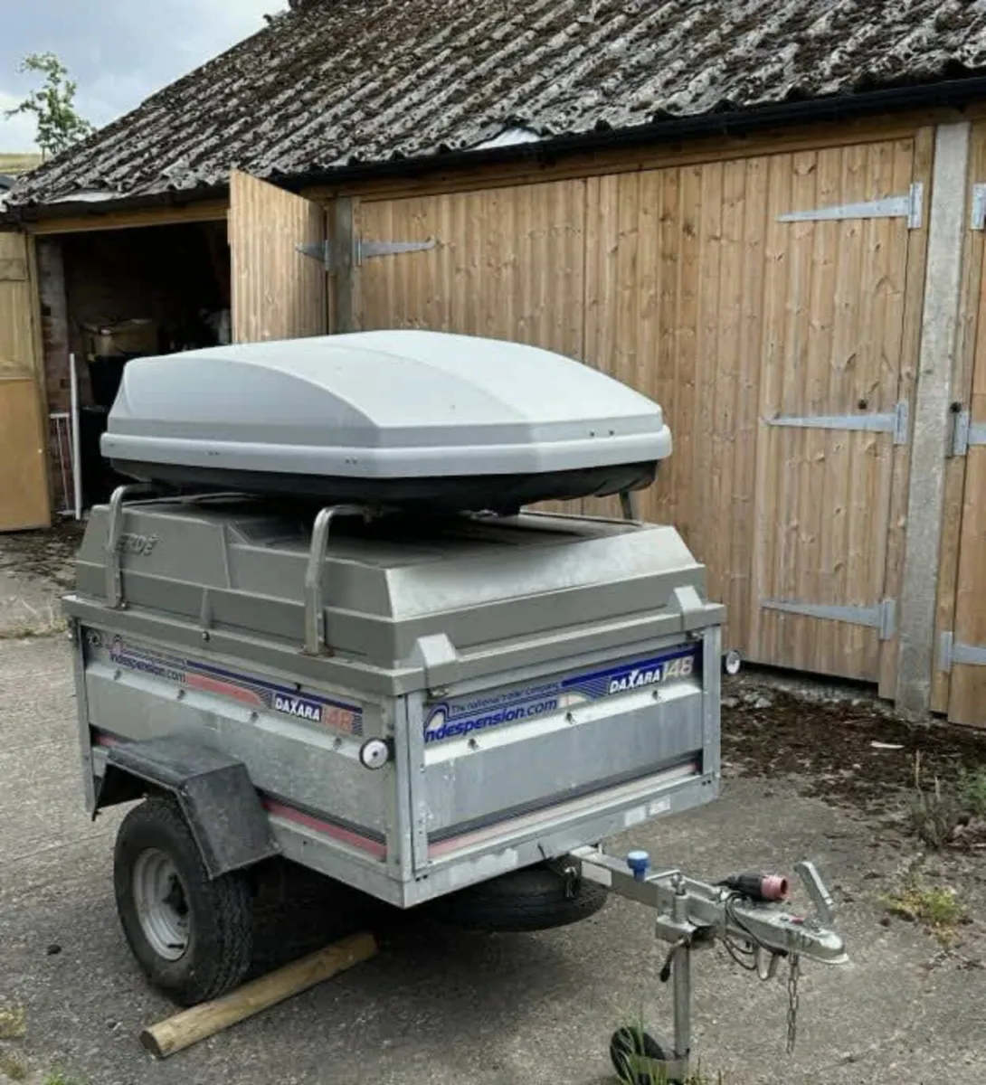 Camping bundle including trailer - Image 2