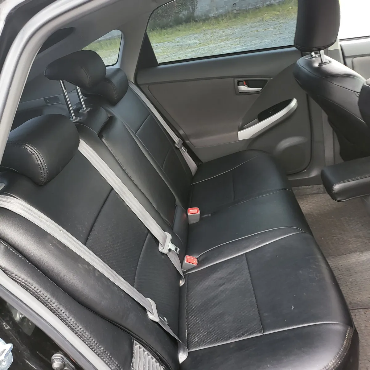 Toyota Prius 2010 - Image 2