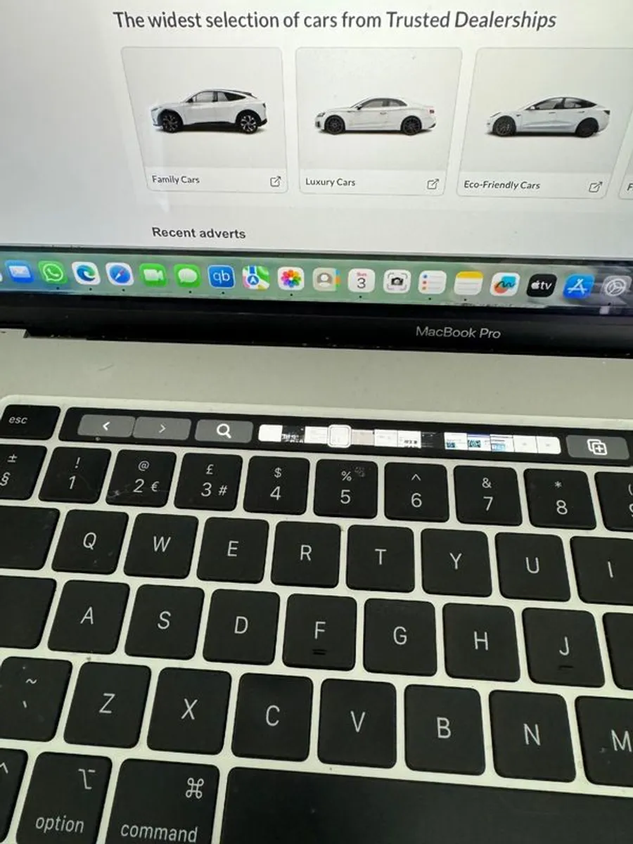 MacBook Pro 16 inches Intel Core i7,16GB RAM, 512GB SSD Excellent Condition - Image 2