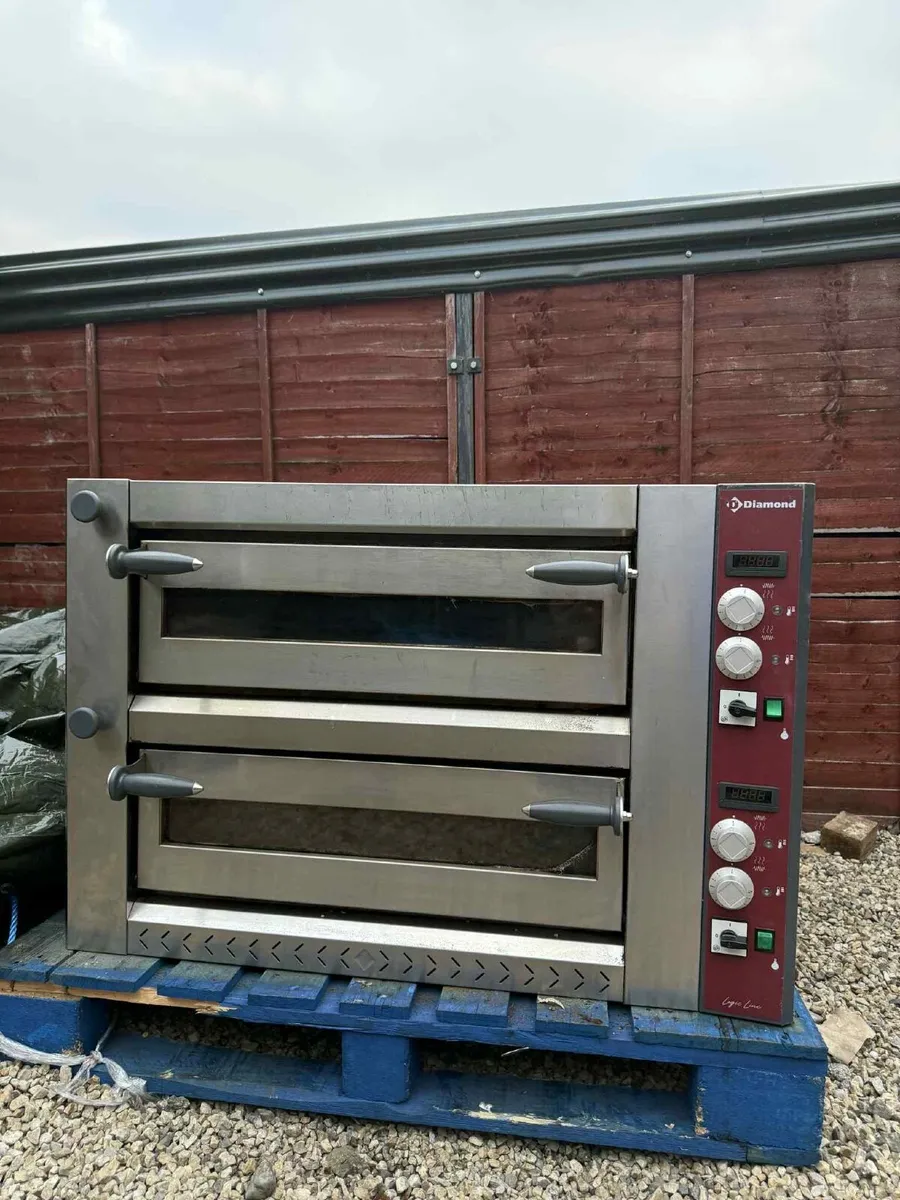 Commercial Oven - Image 1