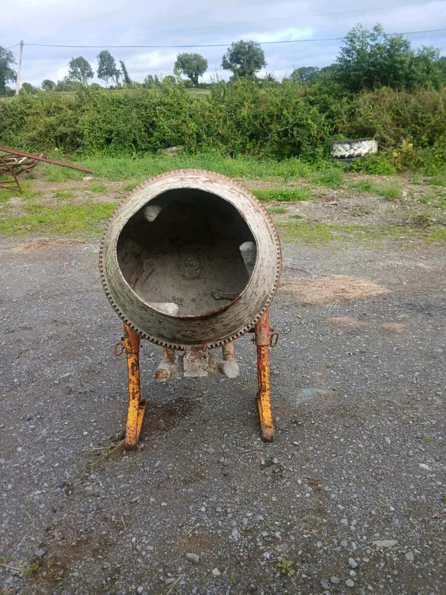 Cement mixer - Image 3