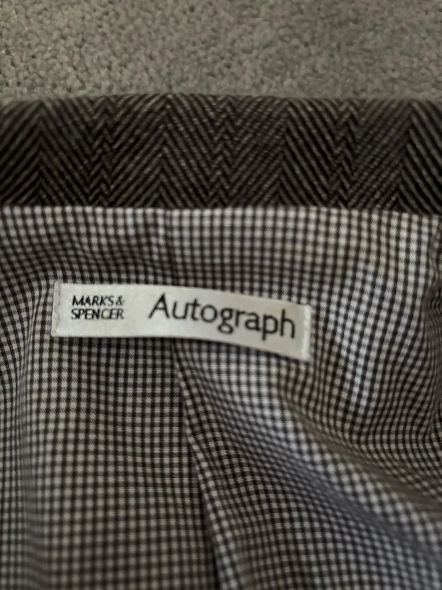 Child’s suit - Image 3