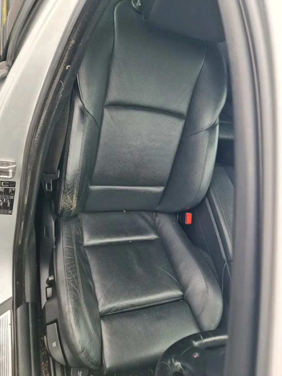 BMW F10 BLACK LEATHER MSPORT SEATS INTERIOR - Image 2