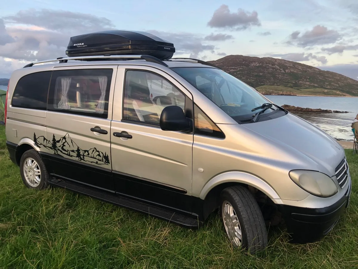 Camper, - Image 1