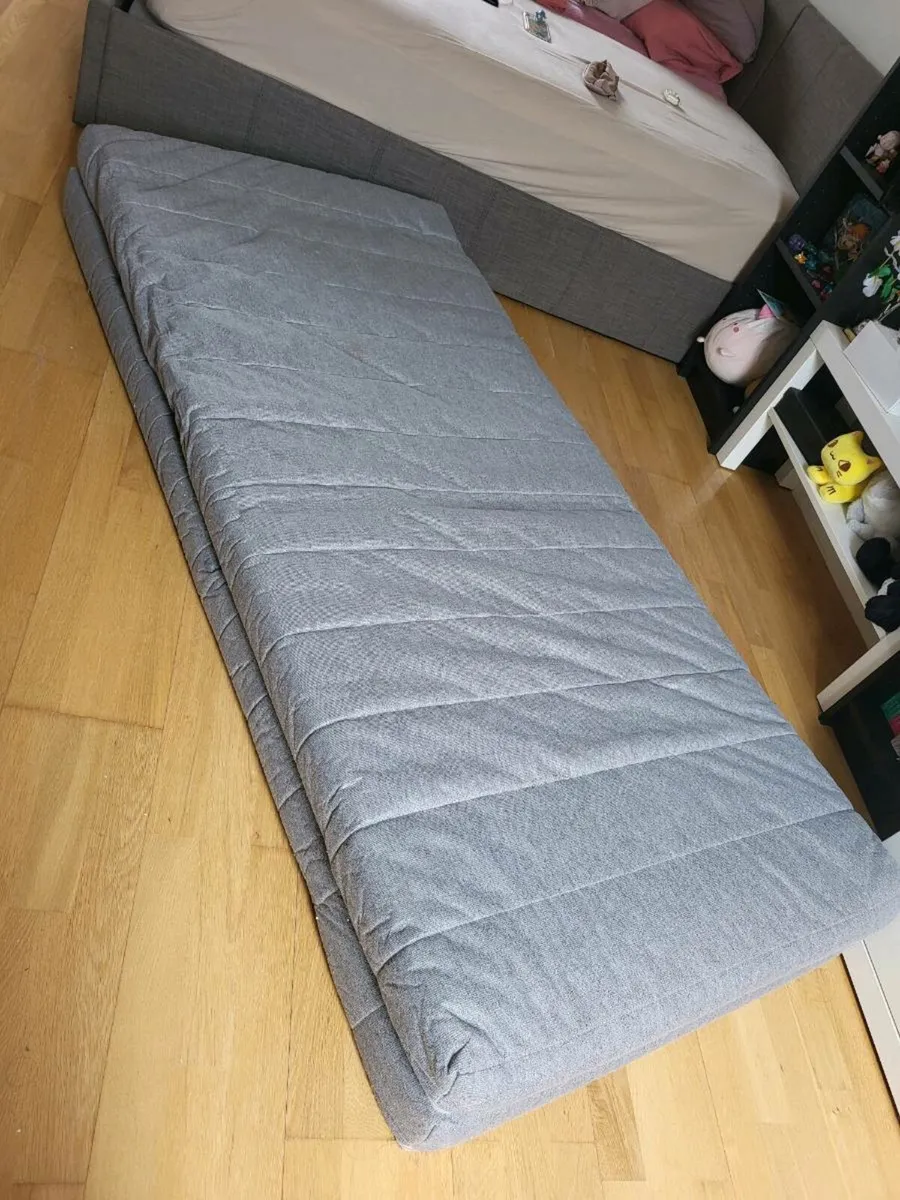 Single mattress_IKEA_ 20 euro each - Image 2