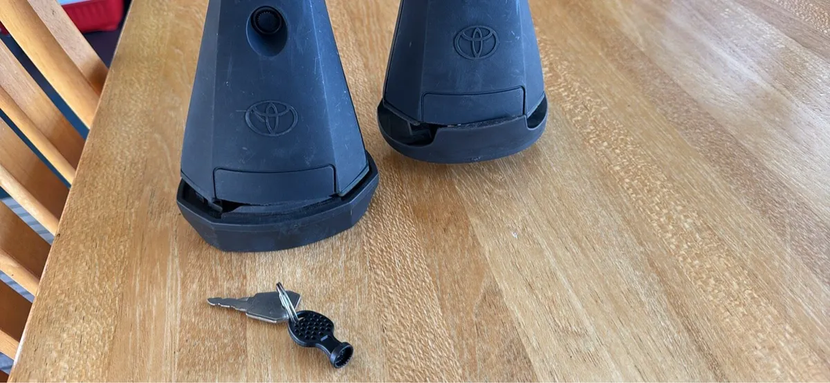Roof Bars - Image 1