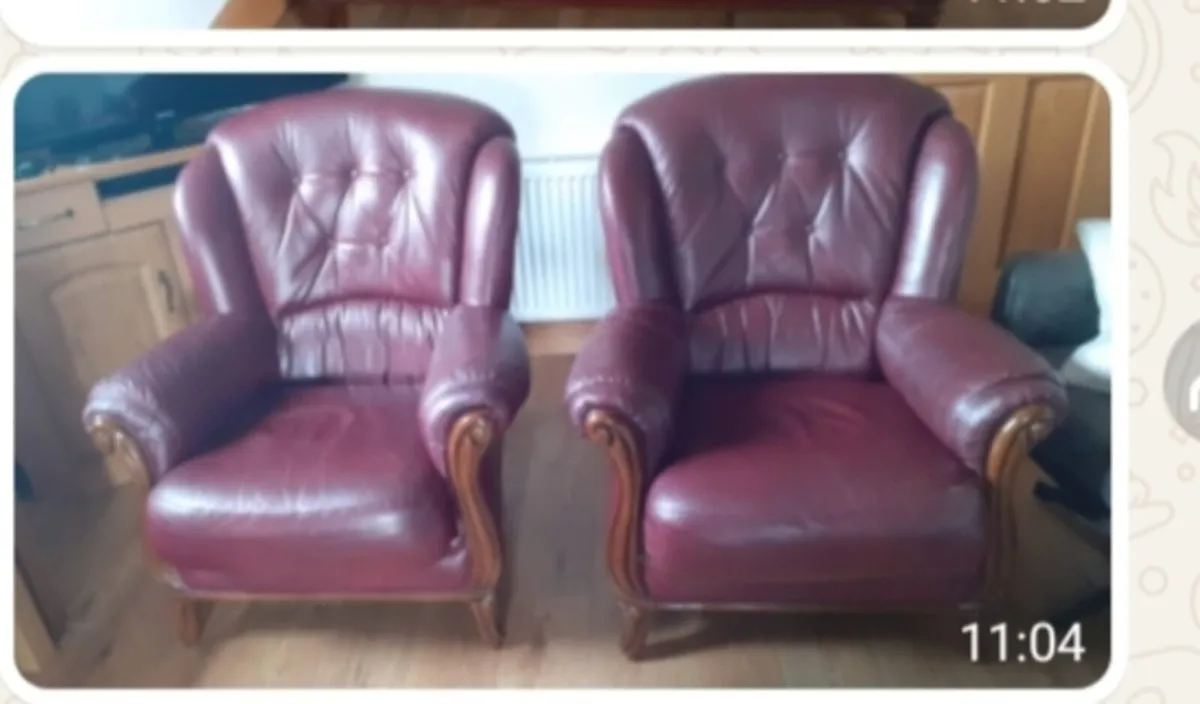 Couches - Image 2